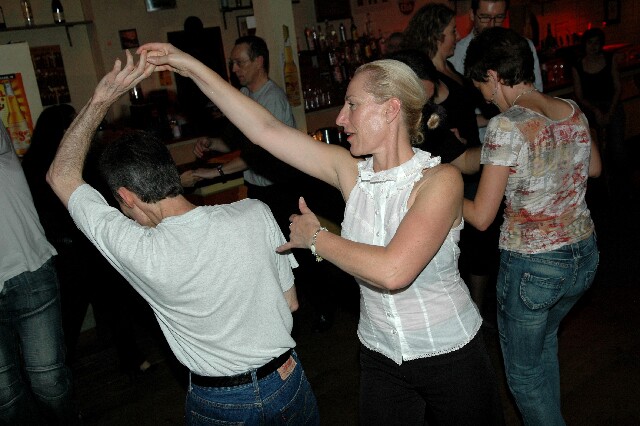min 2006 12 05 latino 102